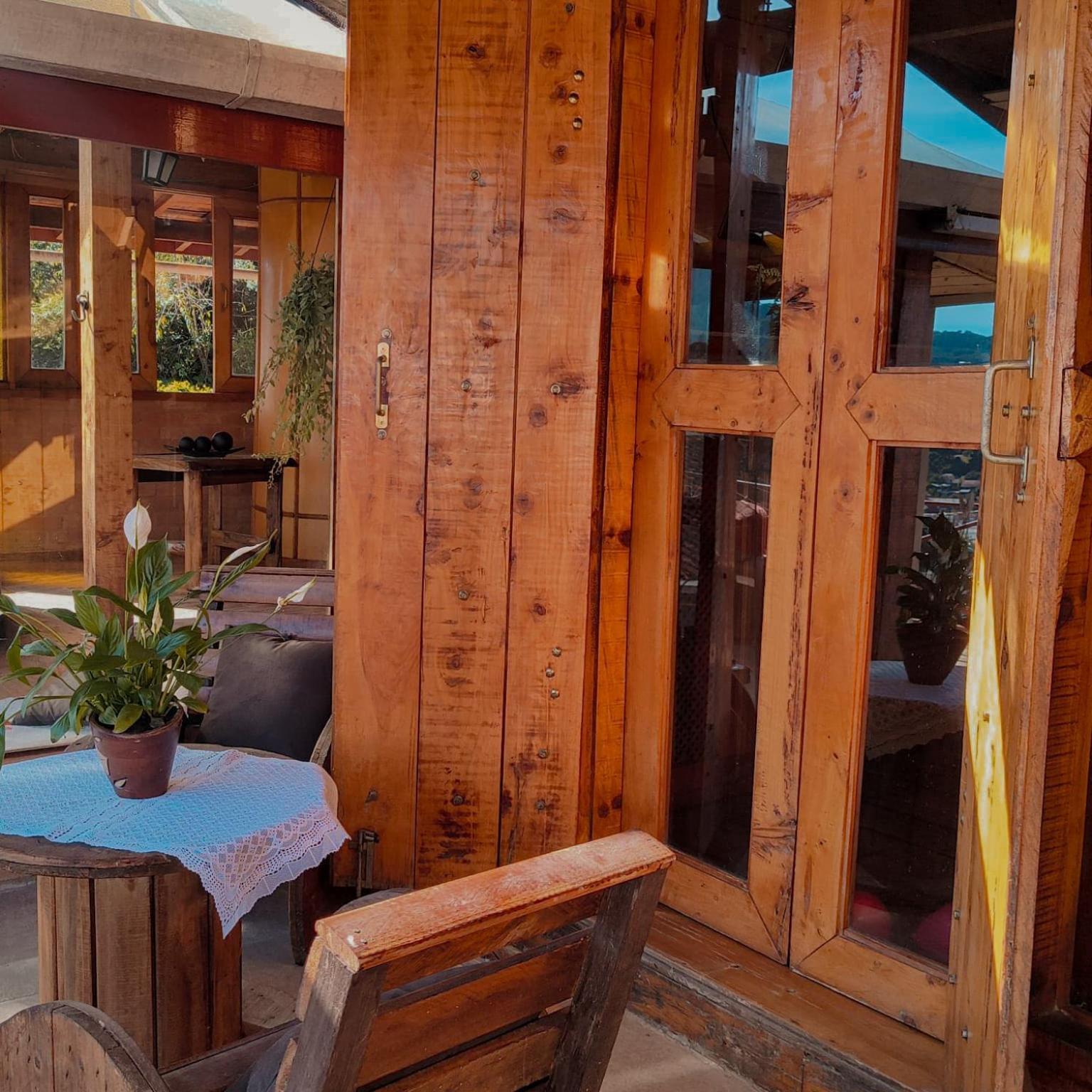 Suite Rustica Aconchego - Com Banheira De Hidromassagem Campos do Jordão Εξωτερικό φωτογραφία
